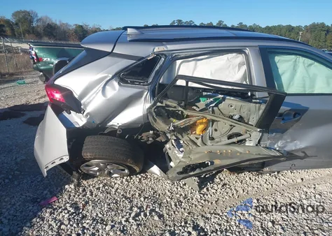 2023 Toyota Rav4 Xle z USA, uszkodzony, nr VIN 2T3W1RFV3PW287094